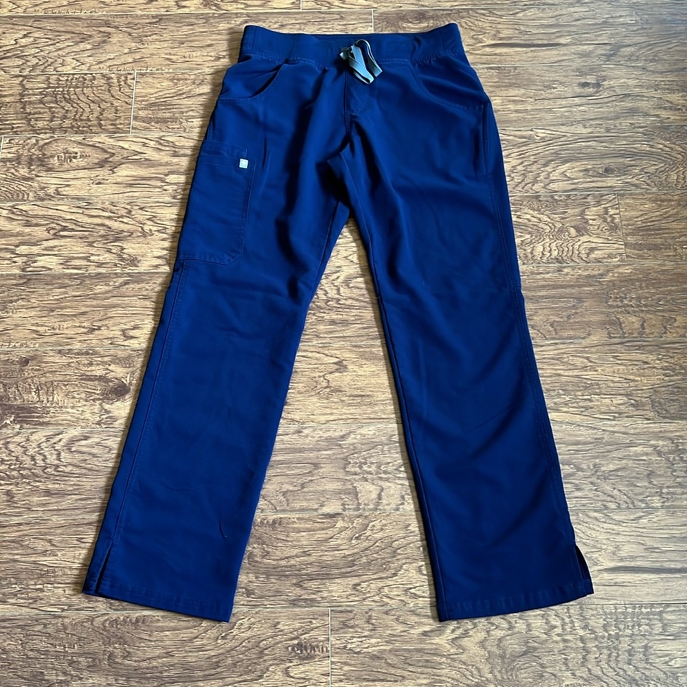 Figs Kade Scrub Pants - Picture 2 of 5